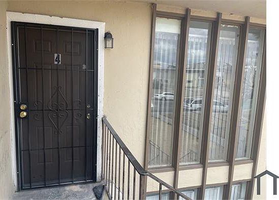 2nd image of 1487 Sombrero Dr APT 4