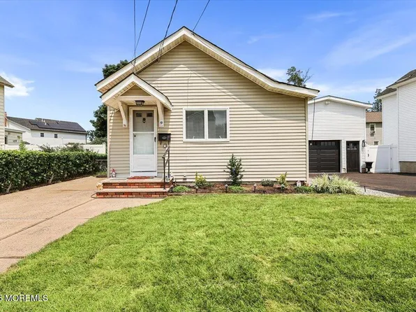 19 Manchester Avenue, Keyport, NJ 07735