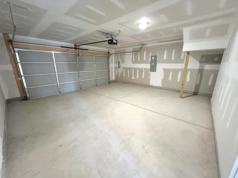 60 Ruffian Ct — Photo 53