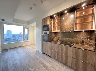 11 Yorkville Ave #1914, Toronto, ON M4W0B1