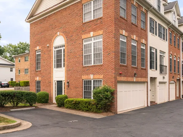 768 N Wakefield St, Arlington, VA 22203