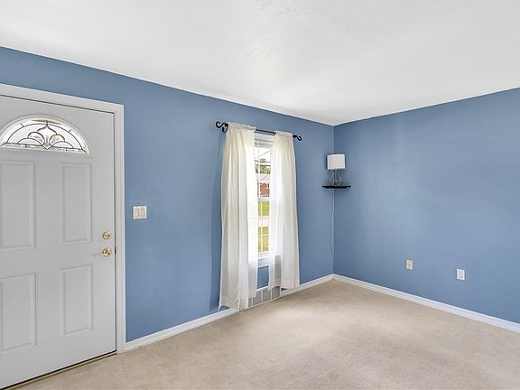 4th image of 610 Patterson Rd