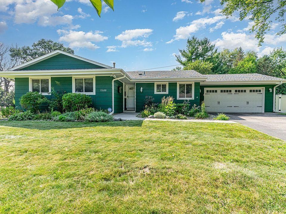 Johnny&#39;s - rin 13608 Wellington Cres, Burnsville, MN 55337 | MLS #6769872