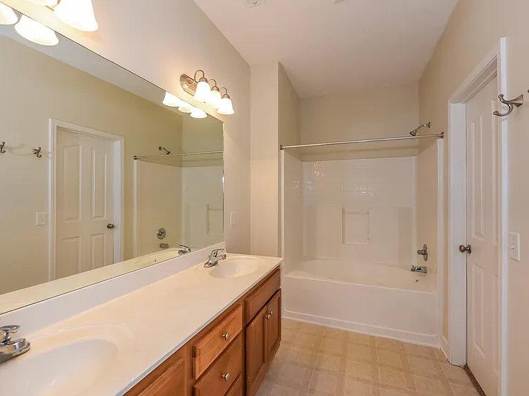 1448 Jeter Way — Photo 15