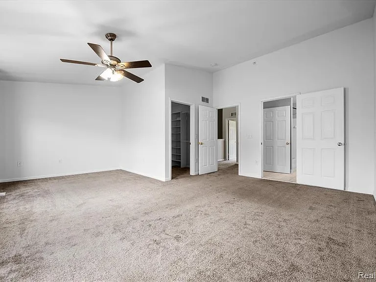 22684 Goddard Rd — Photo 22