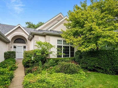 2524 Augusta Way, Highland Park, IL, 60035