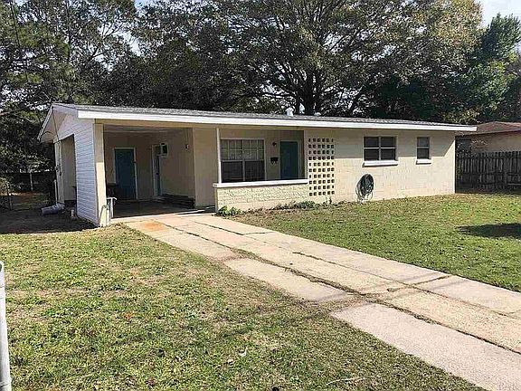 3rd image of 5802 Clearwater Ave