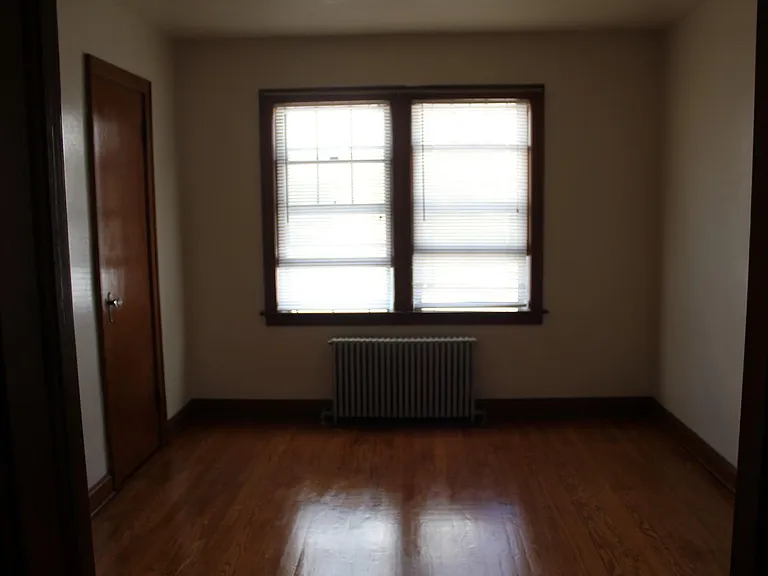 459 Main St — Photo 2