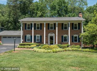 9806 Bridleridge Ct, Vienna, VA 22181