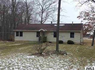 9330 Gates Rd, Clarklake, MI 49234