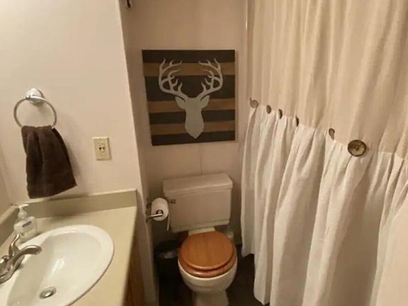 4th image of 904 Carrizo Canyon Rd #228
