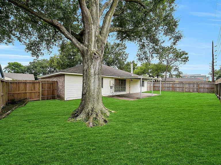 13618 Piney Oaks Dr — Photo 13
