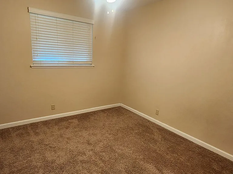 1117 Lancaster Way — Photo 19