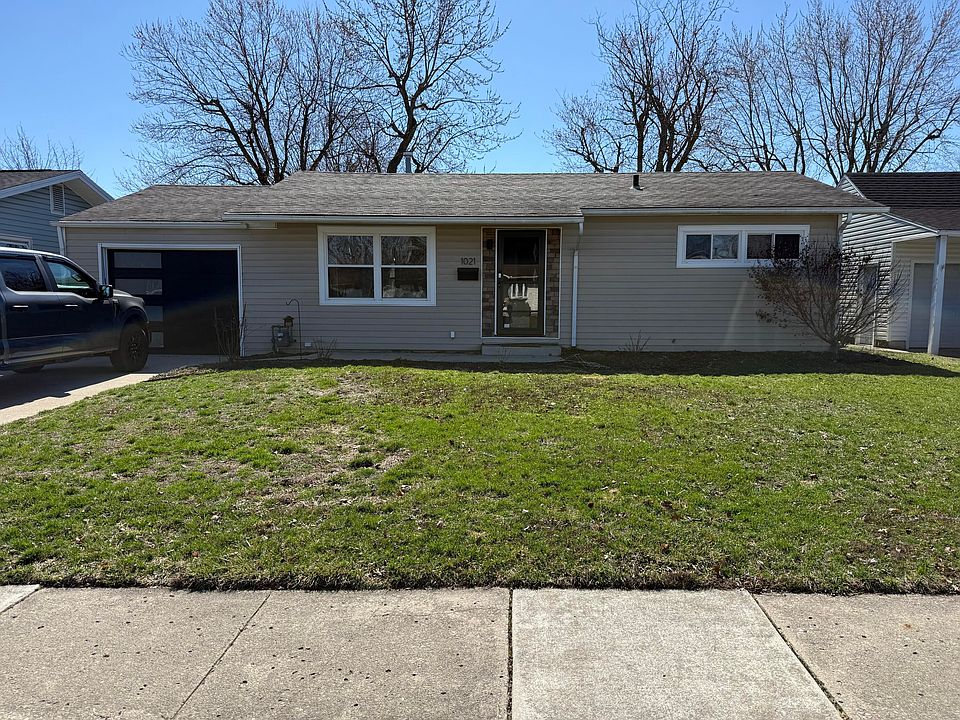 1st image of 1021 Hemlock St