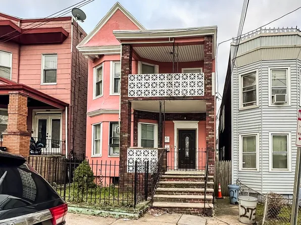 271 Claremont Ave, Jersey City, NJ 07305