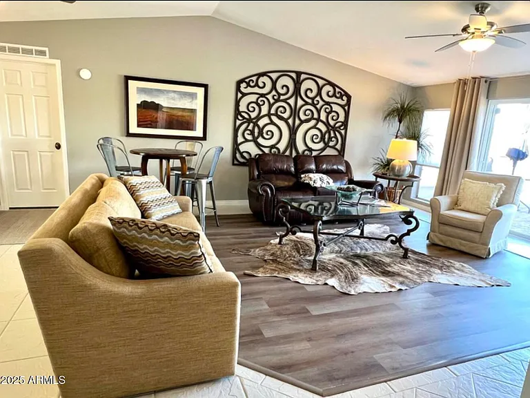 5824 E Montgomery Rd — Photo 13