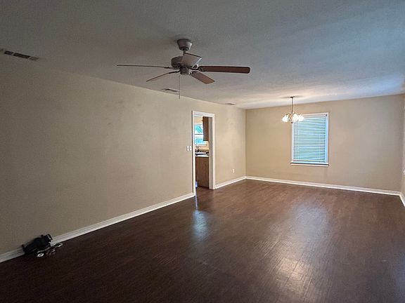 5th image of 306 W Bonnie St