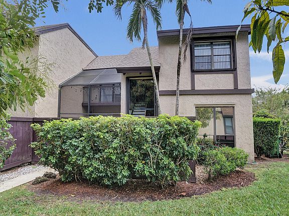 2nd image of 2321 Bayberry Drive