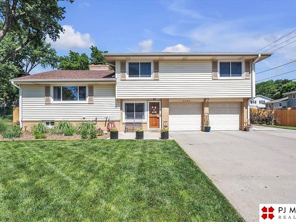1st image of 3409 S 108th St