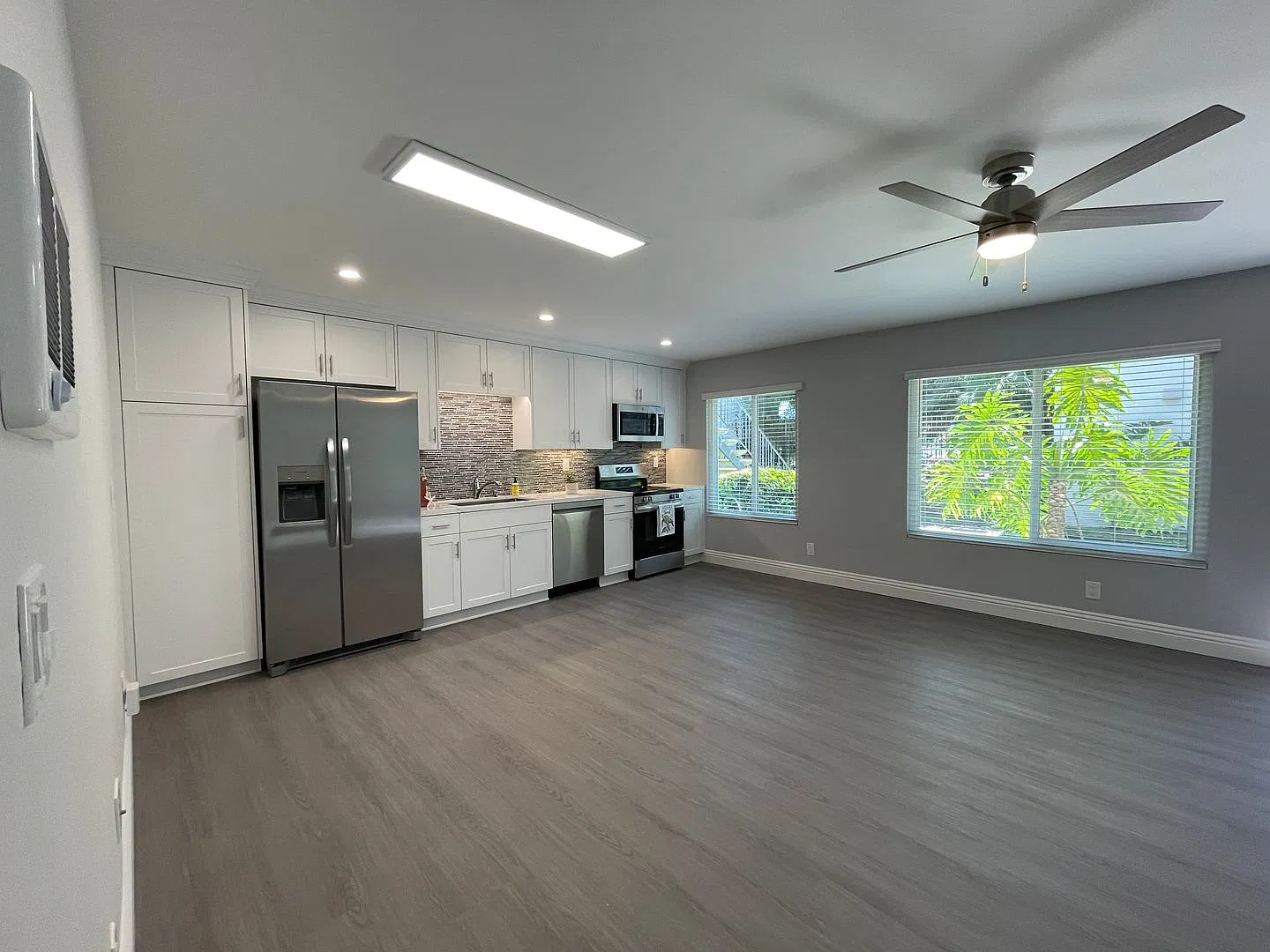 3833 Jewell — Photo 2