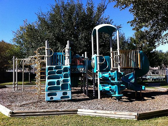 3rd image of 22510 Wildwood Grove Dr