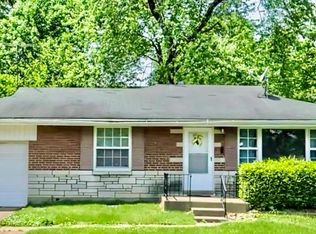 9845 Delhi Dr, Saint Louis, MO 63137