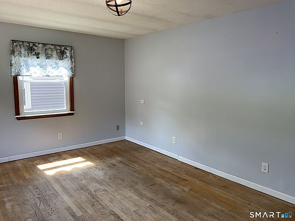 5th image of 24 Sylvan Avenue