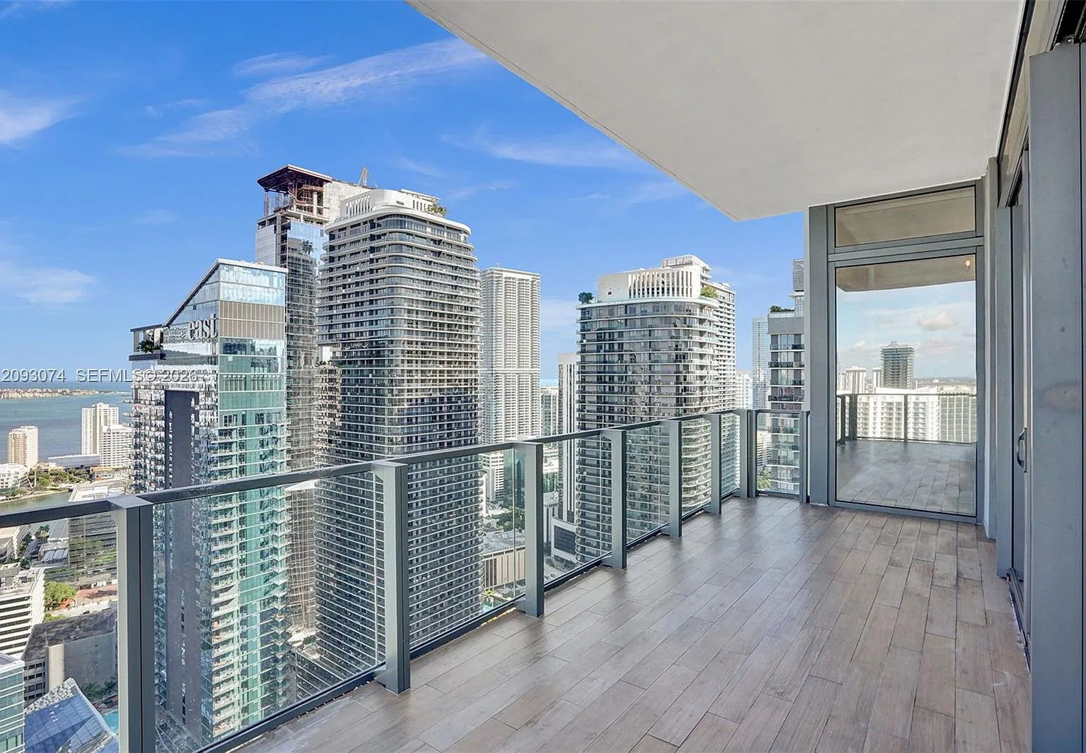 Rise Condo — Photo 3