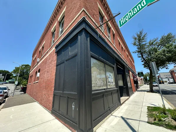 100 Cabot St #7, Beverly, MA 01915