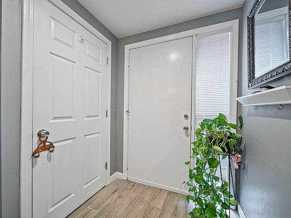 5th image of 30 Spring Cove Road