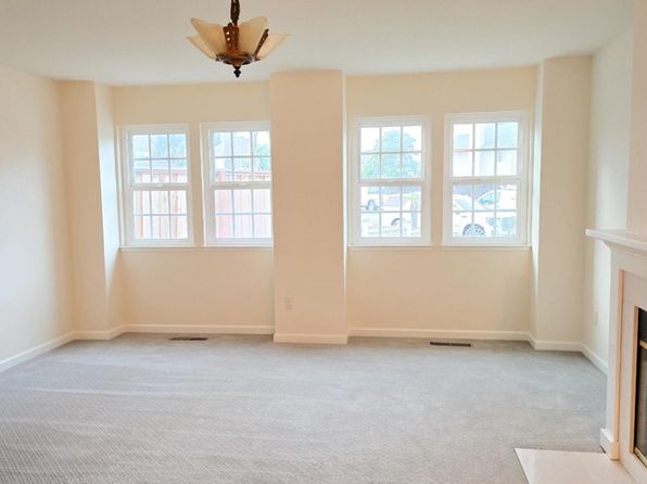 326 Morse Ct, Marina, CA 93933