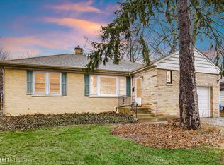 1111 S Naperville Rd, Wheaton, IL 60189