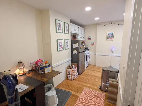 19 Cameron Ave, Somerville, MA