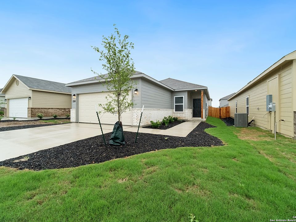 1st image of 1224 Whitneyway Ln