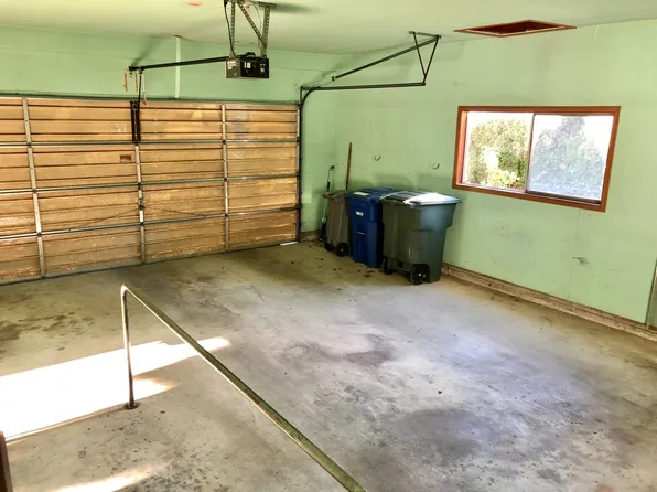 543 Riverside Dr SE, North Bend, WA 98045