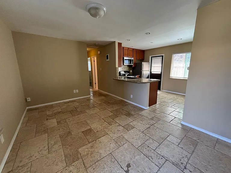 Imperial Beach Living at its Best! — Photo 18