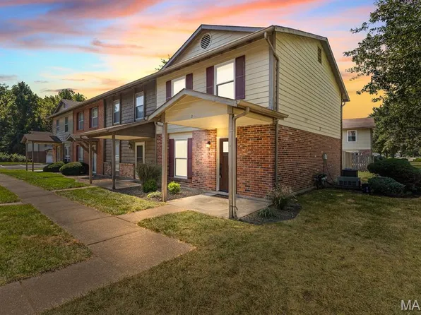 39 Park Charles Blvd S APT D, Saint Peters, MO 63376