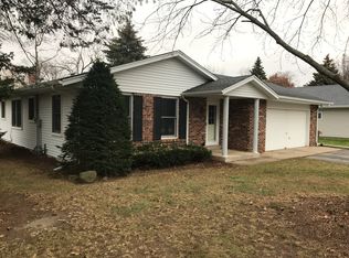 204 S Rochester St, Burlington, WI 53105