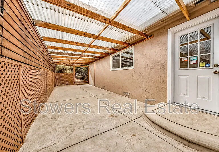 25551 Maitland Dr — Photo 35