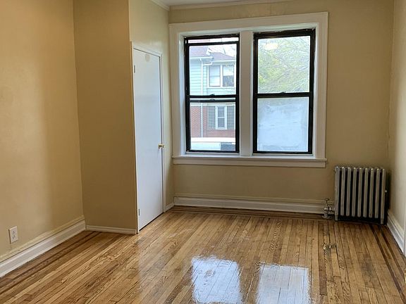 3rd image of 114 Westfield Ave #111