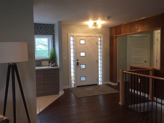 4th image of 9125 Dekoven Dr SW