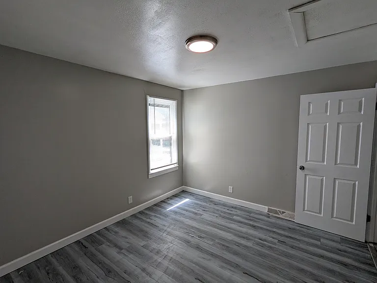 6608 Torlina Dr — Photo 16