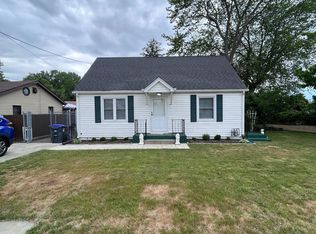 914 Selinger Ave, Erie, PA 16505