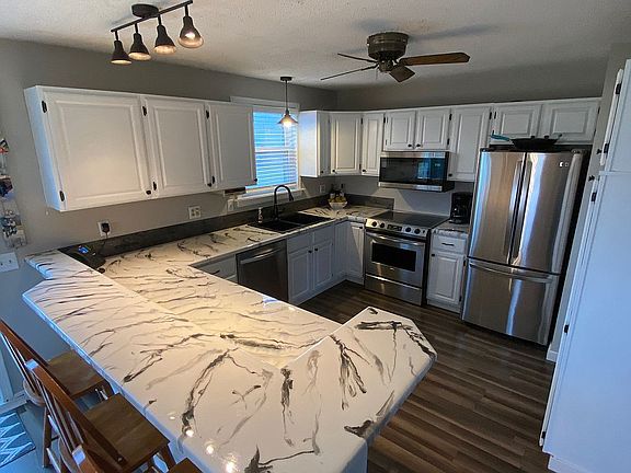 5th image of 10990 E Laketon Ave