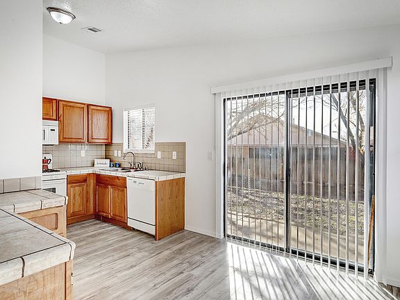 4th image of 7728 Santa Rosalia St NW