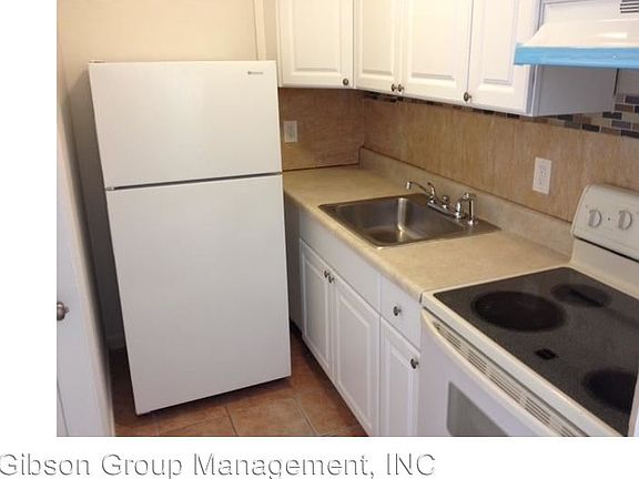 4th image of 1106 NW 7th St APT 1
