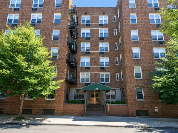 245 Henry Street image 1 of 11
