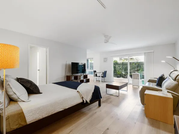 814 N Delaware St APT 102, San Mateo, CA 94401