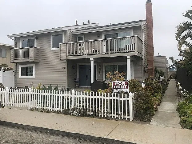 4954 Nautilus St — Photo 1