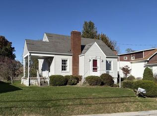 10 Orchard Lane, Wheeling, WV 26003